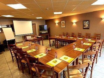 Hotel Logis Bagatelle - 51530
